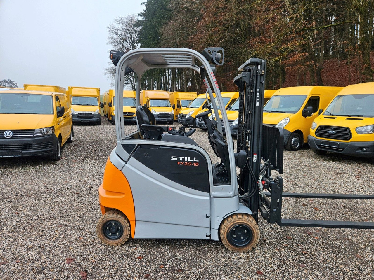 Still RX20 - 18 hydrl. Zinkenverstellung | 4-Rad |1.Hd - Chariot élévateur électrique: photos 2 Still RX20 - 18 hydrl. Zinkenverstellung | 4-Rad |1.Hd - Chariot élévateur électrique: photos 2