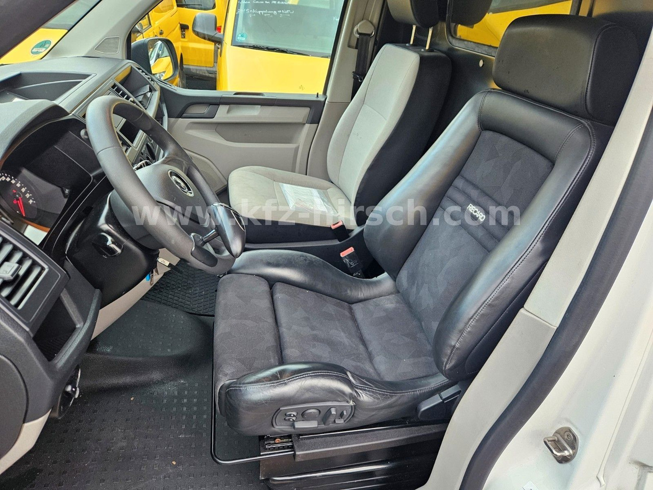 Volkswagen T6 Auto/ DSG Bott Sortimo Stdhzg Behindertenger. - Transport de personnes: photos 5 Volkswagen T6 Auto/ DSG Bott Sortimo Stdhzg Behindertenger. - Transport de personnes: photos 5