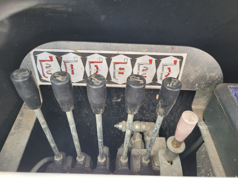 Nissan Cabstar NT400 podnośnik koszowy 20 m Oil&Steel Snake 2010 Plus - Camion avec nacelle: photos 4 Nissan Cabstar NT400 podnośnik koszowy 20 m Oil&Steel Snake 2010 Plus - Camion avec nacelle: photos 4