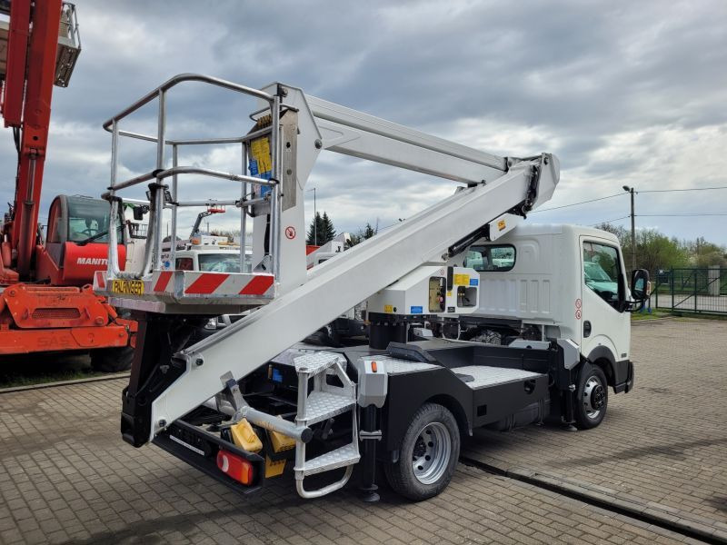 Nissan Cabstar NT400 podnośnik koszowy Palfinger P200 AXE boom lift bucket truck - Camion avec nacelle: photos 5 Nissan Cabstar NT400 podnośnik koszowy Palfinger P200 AXE boom lift bucket truck - Camion avec nacelle: photos 5