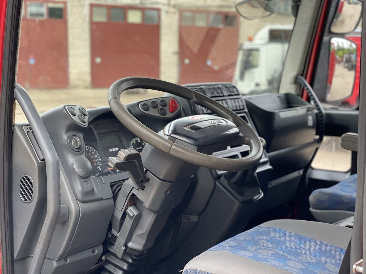 Crédit-bail de IVECO EUROCARGO IVECO EUROCARGO: photos 13
