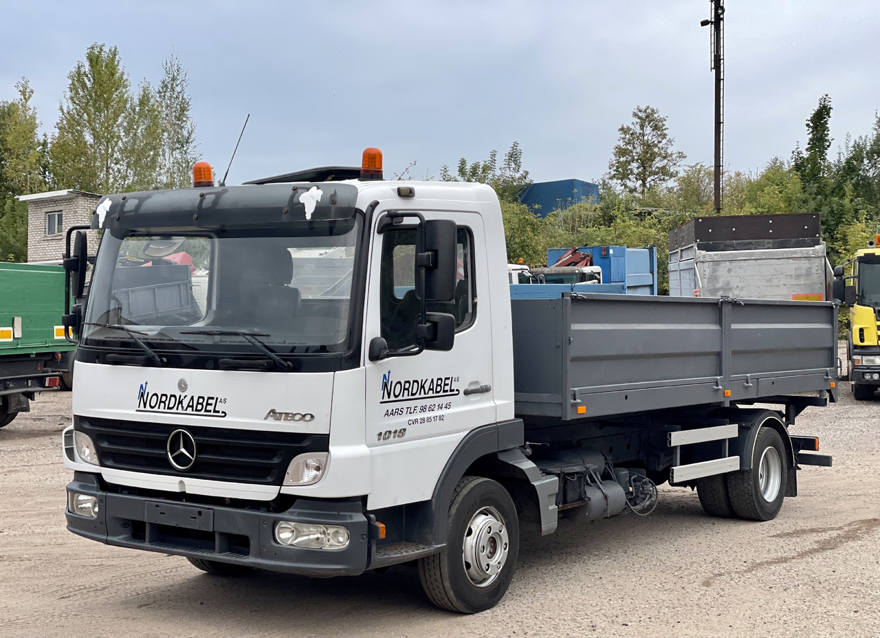 MERCEDES-BENZ ATEGO - Camion benne: photos 3 MERCEDES-BENZ ATEGO - Camion benne: photos 3