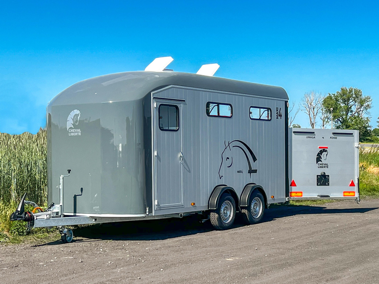 CHEVAL LIBERTÉ MAXI 4 - OPTIMAX - Van chevaux: photos 1 CHEVAL LIBERTÉ MAXI 4 - OPTIMAX - Van chevaux: photos 1