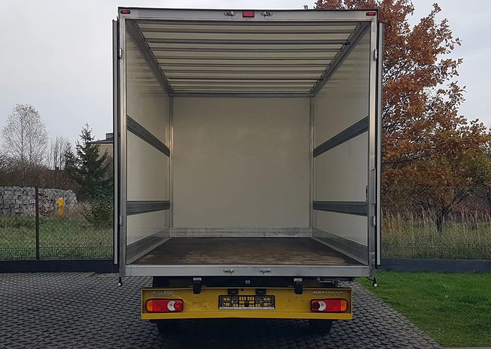 Renault MASTER KONTENER 8EP 4,21x2,23x2,22 KLIMA KRAJOWY MANUAL 6-BIEGÓW - Fourgon grand volume: photos 5 Renault MASTER KONTENER 8EP 4,21x2,23x2,22 KLIMA KRAJOWY MANUAL 6-BIEGÓW - Fourgon grand volume: photos 5