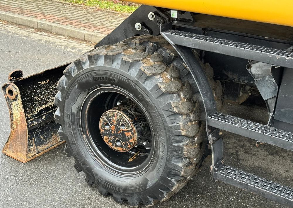 Pelle sur pneus Caterpillar CAT 318 F * Powertilt * Sprowadzony* 9700 MTG * Caterpillar * Stan Perfekcyjny: photos 10