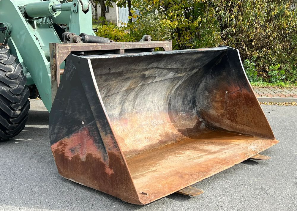 Komatsu Ładowarka KOMATSU 540 EX- Widły Łyżka Bardzo Dobry Stan ( CAT JCB Liebherr ) - Chargeuse sur pneus: photos 4 Komatsu Ładowarka KOMATSU 540 EX- Widły Łyżka Bardzo Dobry Stan ( CAT JCB Liebherr ) - Chargeuse sur pneus: photos 4