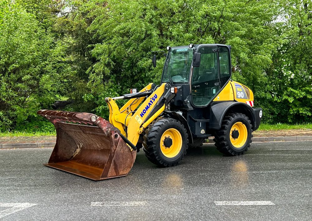 Chargeuse sur pneus Komatsu Ładowarka KOMATSU WA 90 STAN IDEALNY: photos 11