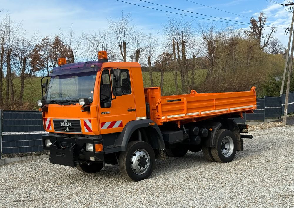 MAN * MAN 14-220 * Kiper Wywrotka Meiller * 4x4 * Zimowe Utrzymanie * Unimog * - Camion benne: photos 2 MAN * MAN 14-220 * Kiper Wywrotka Meiller * 4x4 * Zimowe Utrzymanie * Unimog * - Camion benne: photos 2