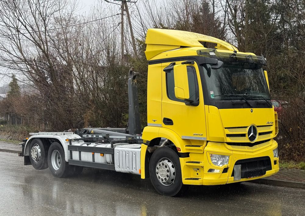 Mercedes-Benz * Hakowiec * Mercedes Antos 2543 * Sprowadzony * Stan Perfekcyjny - Camion ampliroll: photos 3 Mercedes-Benz * Hakowiec * Mercedes Antos 2543 * Sprowadzony * Stan Perfekcyjny - Camion ampliroll: photos 3