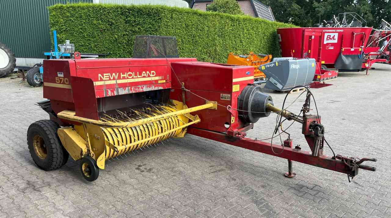 New Holland 570 Balepers pers pakkenperk weidebouwmachines - Autre matériel: photos 4 New Holland 570 Balepers pers pakkenperk weidebouwmachines - Autre matériel: photos 4