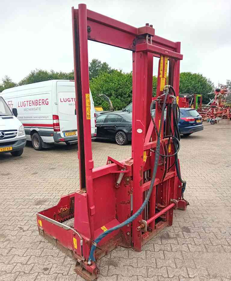 BVL Megastar 170 kuilvoersnijder met lift - Matériel d'ensilage: photos 4 BVL Megastar 170 kuilvoersnijder met lift - Matériel d'ensilage: photos 4