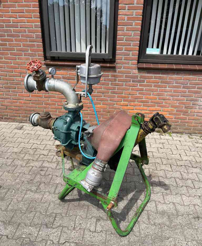 Caprari MEC-DMR65-2/2A Waterpomp aftakas aangedreven beregening - Matériel d'irrigation: photos 2 Caprari MEC-DMR65-2/2A Waterpomp aftakas aangedreven beregening - Matériel d'irrigation: photos 2