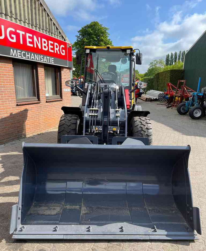 Eurotrac WL18 Shovel, wiellader, loader, diversen - Chargeuse sur pneus: photos 5 Eurotrac WL18 Shovel, wiellader, loader, diversen - Chargeuse sur pneus: photos 5