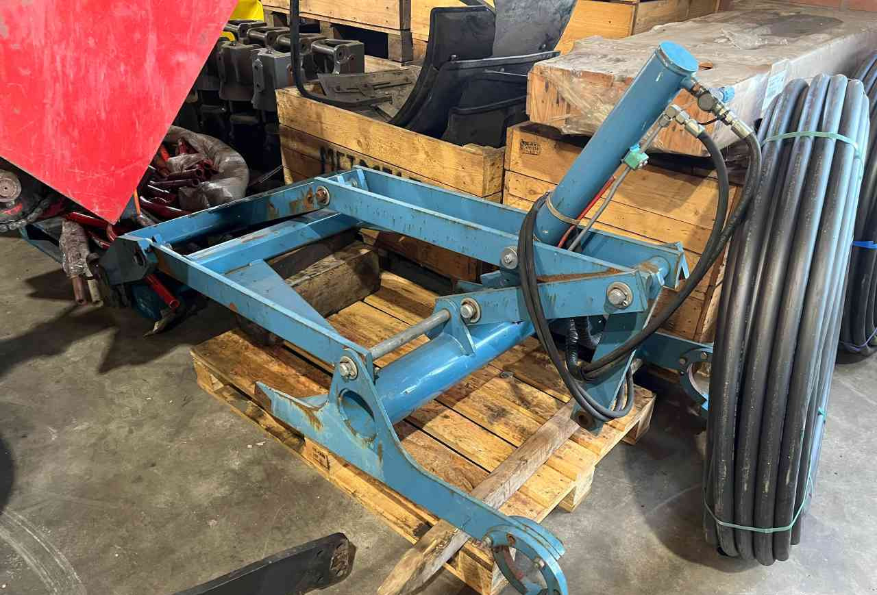Imants Hef passend aan onderImants 47 spitmachine grondbewerking - Outils du sol: photos 1 Imants Hef passend aan onderImants 47 spitmachine grondbewerking - Outils du sol: photos 1