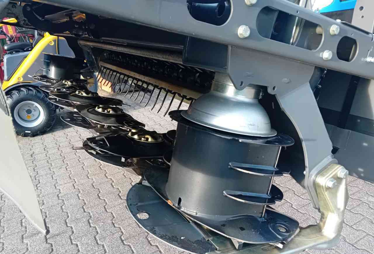 Massey Ferguson DM316 FP-KC schijvenmaaier weidebouwmachines - Faucheuse: photos 5 Massey Ferguson DM316 FP-KC schijvenmaaier weidebouwmachines - Faucheuse: photos 5