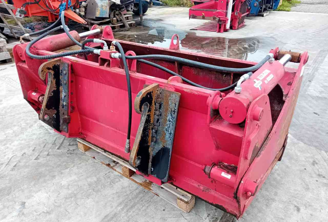 Redrock Allround 85-200 kuilhapper Volvo L30 aansl. voermachines - Matériel d'ensilage: photos 3 Redrock Allround 85-200 kuilhapper Volvo L30 aansl. voermachines - Matériel d'ensilage: photos 3