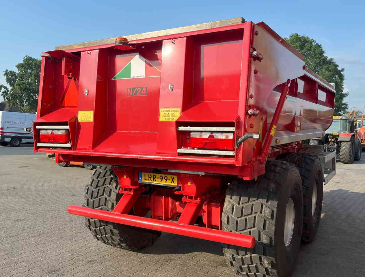 Vaia N/24 Kipper, dumper, zandkipper, gronddumper, landbouwtransport - Benne agricole: photos 5 Vaia N/24 Kipper, dumper, zandkipper, gronddumper, landbouwtransport - Benne agricole: photos 5