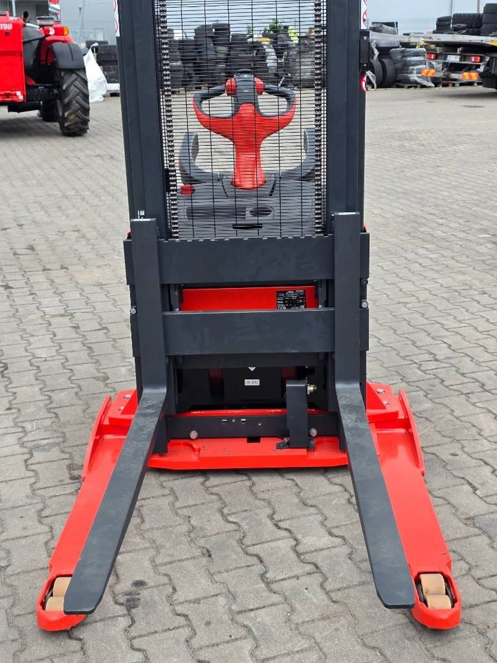 Crédit-bail de Linde L 14 AS AP Li-ION NEW UNUSED Linde L 14 AS AP Li-ION NEW UNUSED: photos 18 Crédit-bail de Linde L 14 AS AP Li-ION NEW UNUSED Linde L 14 AS AP Li-ION NEW UNUSED: photos 18