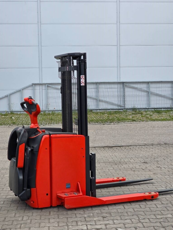 Linde L 14 AS AP Li-ION NEW UNUSED - Chariot à mât rétractable: photos 3 Linde L 14 AS AP Li-ION NEW UNUSED - Chariot à mât rétractable: photos 3