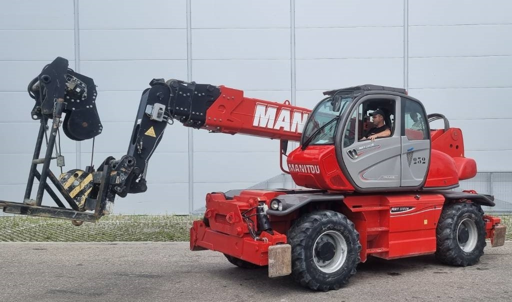 Manitou MRT 2150 Plus Privilege - Chariot télescopique: photos 2 Manitou MRT 2150 Plus Privilege - Chariot télescopique: photos 2