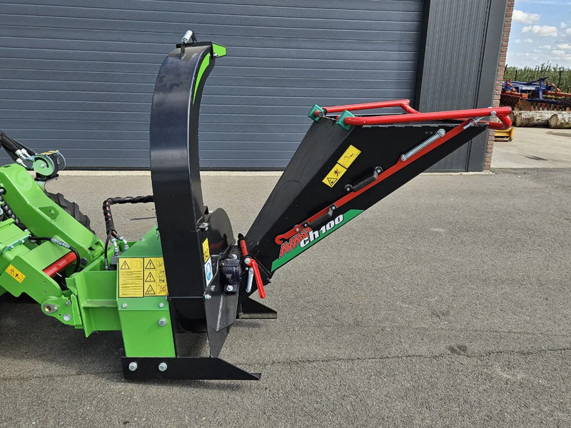 Avant CH100 Houtversnipperaar - Accessoire pour Machine agricole: photos 2 Avant CH100 Houtversnipperaar - Accessoire pour Machine agricole: photos 2