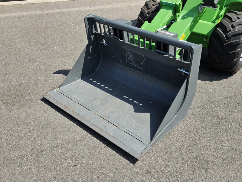 Avant Puinbak met inlegvel 109cm - Accessoire pour Machine agricole: photos 3 Avant Puinbak met inlegvel 109cm - Accessoire pour Machine agricole: photos 3