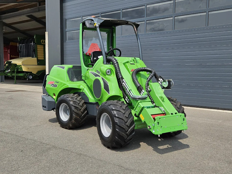 Avant 755i Rental mini-shovel - Chargeuse compacte sur chenilles: photos 1 Avant 755i Rental mini-shovel - Chargeuse compacte sur chenilles: photos 1