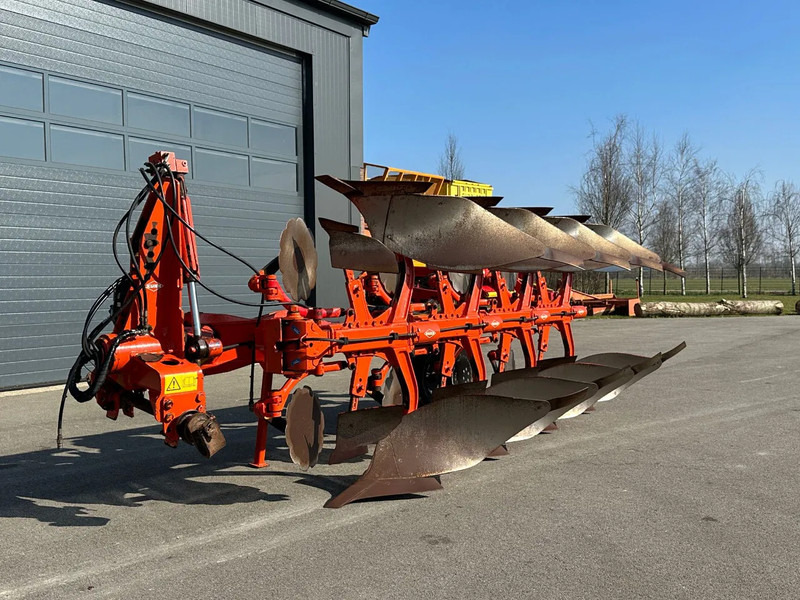 Kuhn Vari Master 151 - Charrue: photos 1 Kuhn Vari Master 151 - Charrue: photos 1