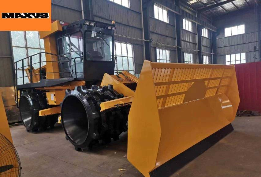 NEW MAXUS 30 TON Compactor Warranty up to 10 YEARS НОВИЙ КОМПАКТОР MAXUS 30 ТОН Гарантія до 10 РОКІВ NOWY KOMPAKTOR MAXUS 30 TON Gwarancja do 10 LAT - Compacteur à pieds de mouton/ Monocylindre: photos 3 NEW MAXUS 30 TON Compactor Warranty up to 10 YEARS НОВИЙ КОМПАКТОР MAXUS 30 ТОН Гарантія до 10 РОКІВ NOWY KOMPAKTOR MAXUS 30 TON Gwarancja do 10 LAT - Compacteur à pieds de mouton/ Monocylindre: photos 3