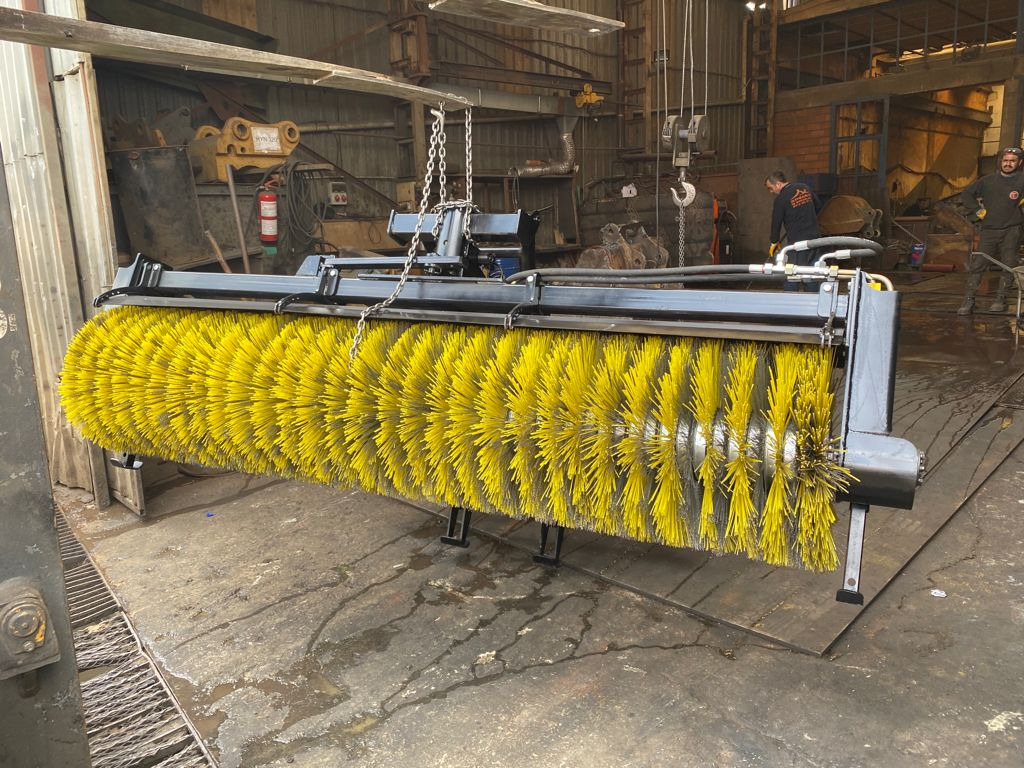 Bobcat - Brosse pour Engins de chantier: photos 5 Bobcat - Brosse pour Engins de chantier: photos 5