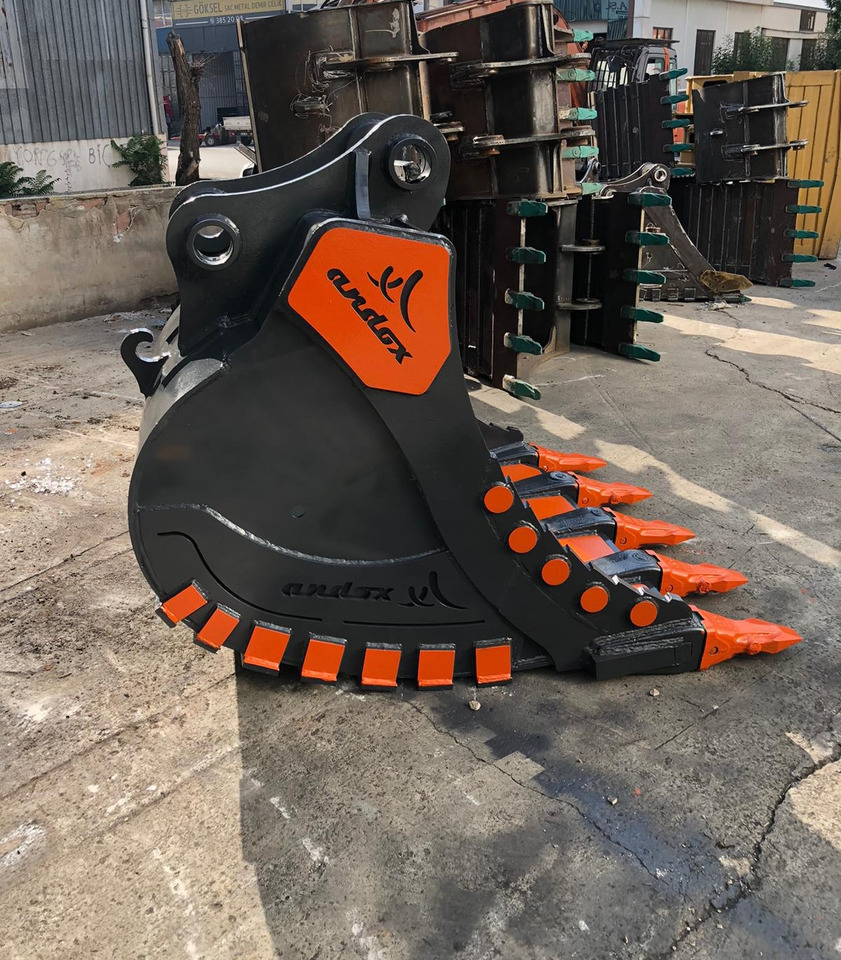 Doosan - Godet pour Pelle: photos 1 Doosan - Godet pour Pelle: photos 1