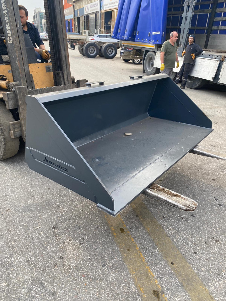 JCB 300  - Godet pour chargeur pour Engins de chantier: photos 4 JCB 300  - Godet pour chargeur pour Engins de chantier: photos 4