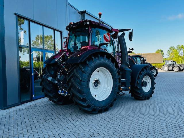 Tracteur agricole Valtra Q305 DEMO Super Compleet!: photos 12