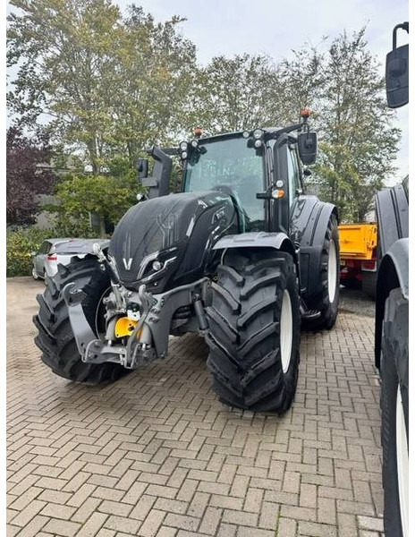 Valtra T175 Ecpower Active, 321 hours! - Tracteur agricole: photos 1 Valtra T175 Ecpower Active, 321 hours! - Tracteur agricole: photos 1