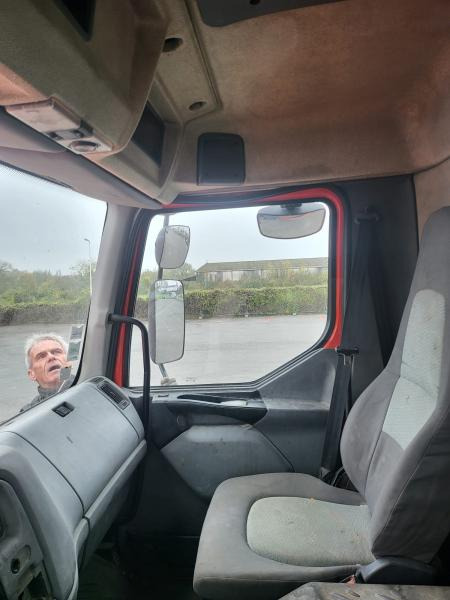 Camion ampliroll Renault Kerax 420 DCI: photos 10