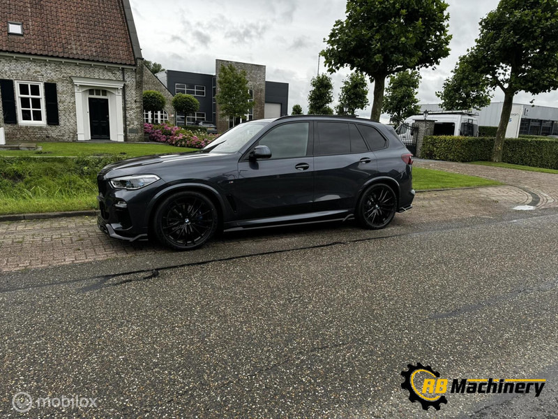 BMW X5 xDrive45e High Executive M -sport Xdrive 394 pk - SUV: photos 4 BMW X5 xDrive45e High Executive M -sport Xdrive 394 pk - SUV: photos 4