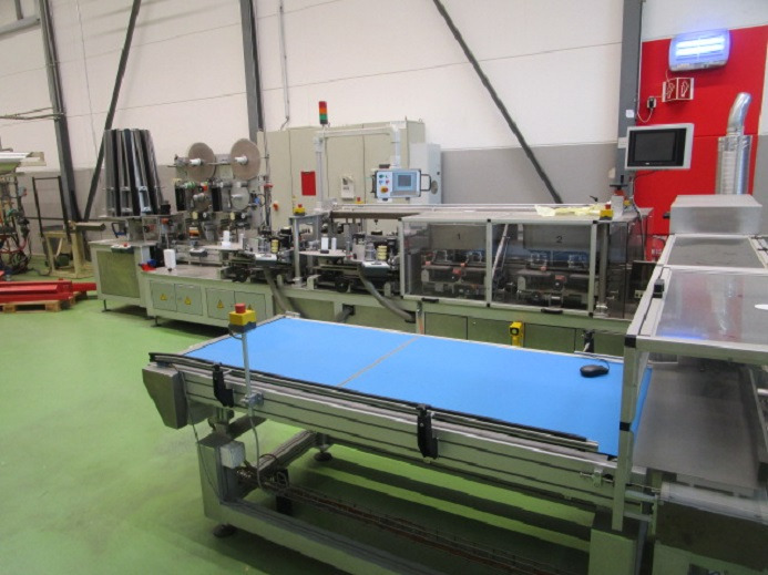 BECHER ETIKETTIERANLAGE SCHLEUTER GU 4S 6 - Machine d'emballage et de conditionnement: photos 3 BECHER ETIKETTIERANLAGE SCHLEUTER GU 4S 6 - Machine d'emballage et de conditionnement: photos 3