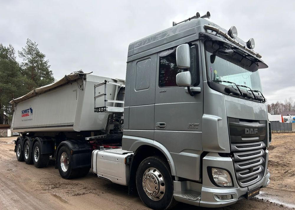 DAF XF 106 440 KM ALCOA / RETARDER / HYDRAULIKA + SCHMITZ WYWROTKA ŻWIRÓWKA ZESTAW !! - Tracteur routier: photos 1 DAF XF 106 440 KM ALCOA / RETARDER / HYDRAULIKA + SCHMITZ WYWROTKA ŻWIRÓWKA ZESTAW !! - Tracteur routier: photos 1
