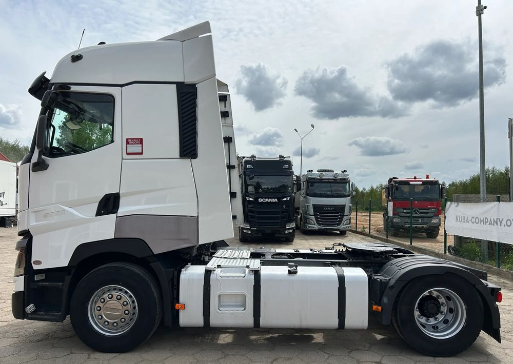 Renault T520 / 13 L SILNIK / HIGH CAB / ZBIORNIKI 1350 L / SALON PL / 2017 ROK !! - Tracteur routier: photos 4 Renault T520 / 13 L SILNIK / HIGH CAB / ZBIORNIKI 1350 L / SALON PL / 2017 ROK !! - Tracteur routier: photos 4