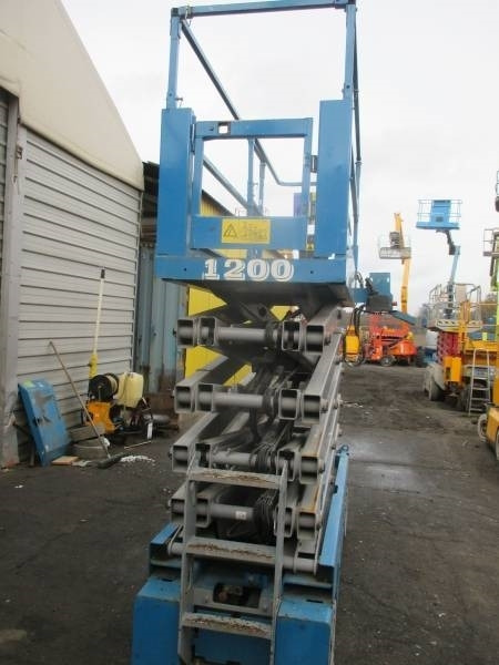Genie GS 3232 - Nacelle ciseaux: photos 3 Genie GS 3232 - Nacelle ciseaux: photos 3