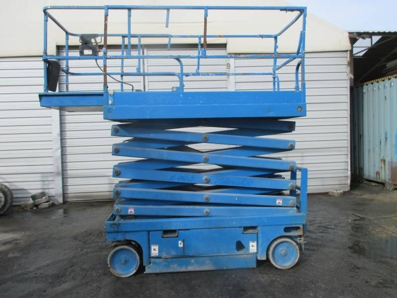 Haulotte Compact 14  - Nacelle ciseaux: photos 1 Haulotte Compact 14  - Nacelle ciseaux: photos 1
