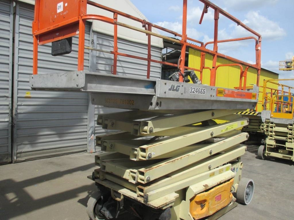 JLG 3246 ES - Nacelle ciseaux: photos 2 JLG 3246 ES - Nacelle ciseaux: photos 2