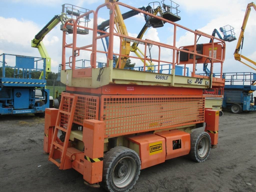 JLG 4069 LE - Nacelle ciseaux: photos 3 JLG 4069 LE - Nacelle ciseaux: photos 3