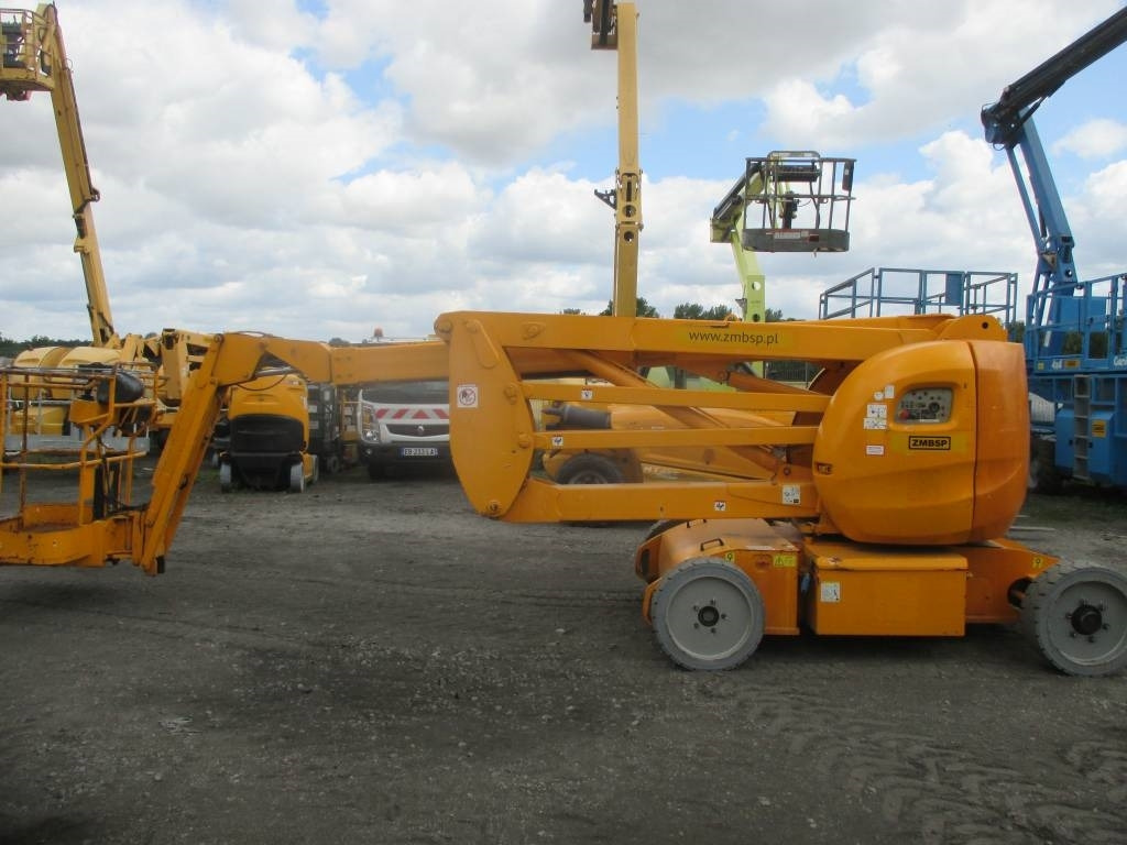 Manitou 170 AETJL - Nacelle articulée: photos 2 Manitou 170 AETJL - Nacelle articulée: photos 2