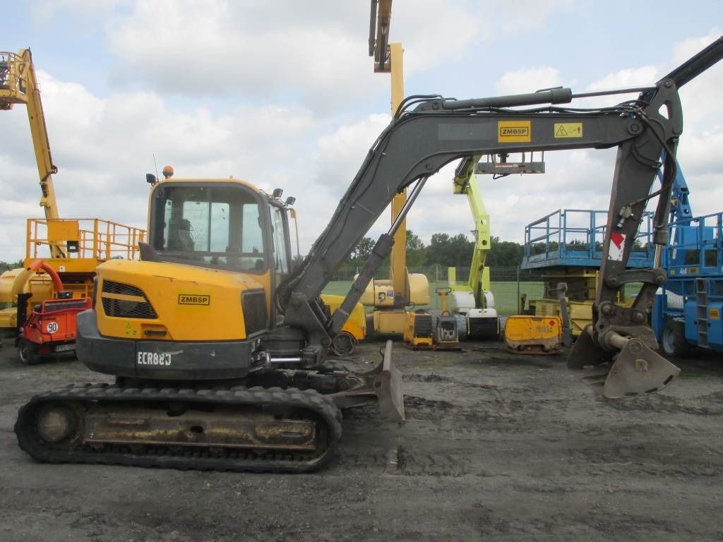 Volvo ECR 88 D - Mini pelle: photos 1 Volvo ECR 88 D - Mini pelle: photos 1