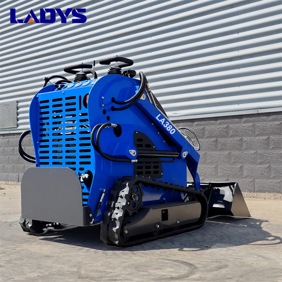 LADYS Free Shipping LA380 Mini Skid Steer Loader Compact Track Diesel Cheap Mini Skid Steer Loader For Sale With Mini Skid Steer Attachments 4 In 1 Bucket - Mini chargeuse: photos 4 LADYS Free Shipping LA380 Mini Skid Steer Loader Compact Track Diesel Cheap Mini Skid Steer Loader For Sale With Mini Skid Steer Attachments 4 In 1 Bucket - Mini chargeuse: photos 4