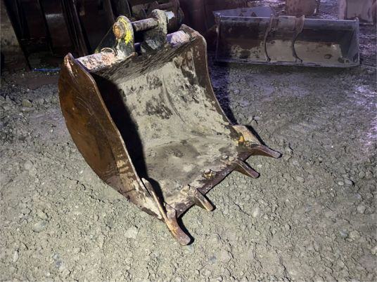 Godet de terrassement jcb - axe 45 mm - Godet pour pelle: photos 3 Godet de terrassement jcb - axe 45 mm - Godet pour pelle: photos 3