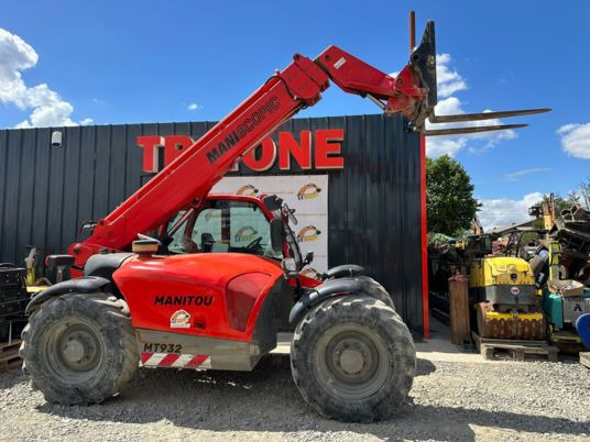 Manitou Mt932 à 39900 € HT - Chariot télescopique: photos 1 Manitou Mt932 à 39900 € HT - Chariot télescopique: photos 1