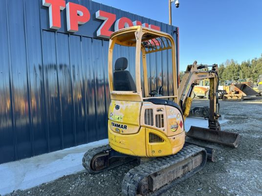 Yanmar Vio20-4 Canopy - Mini pelle: photos 3 Yanmar Vio20-4 Canopy - Mini pelle: photos 3