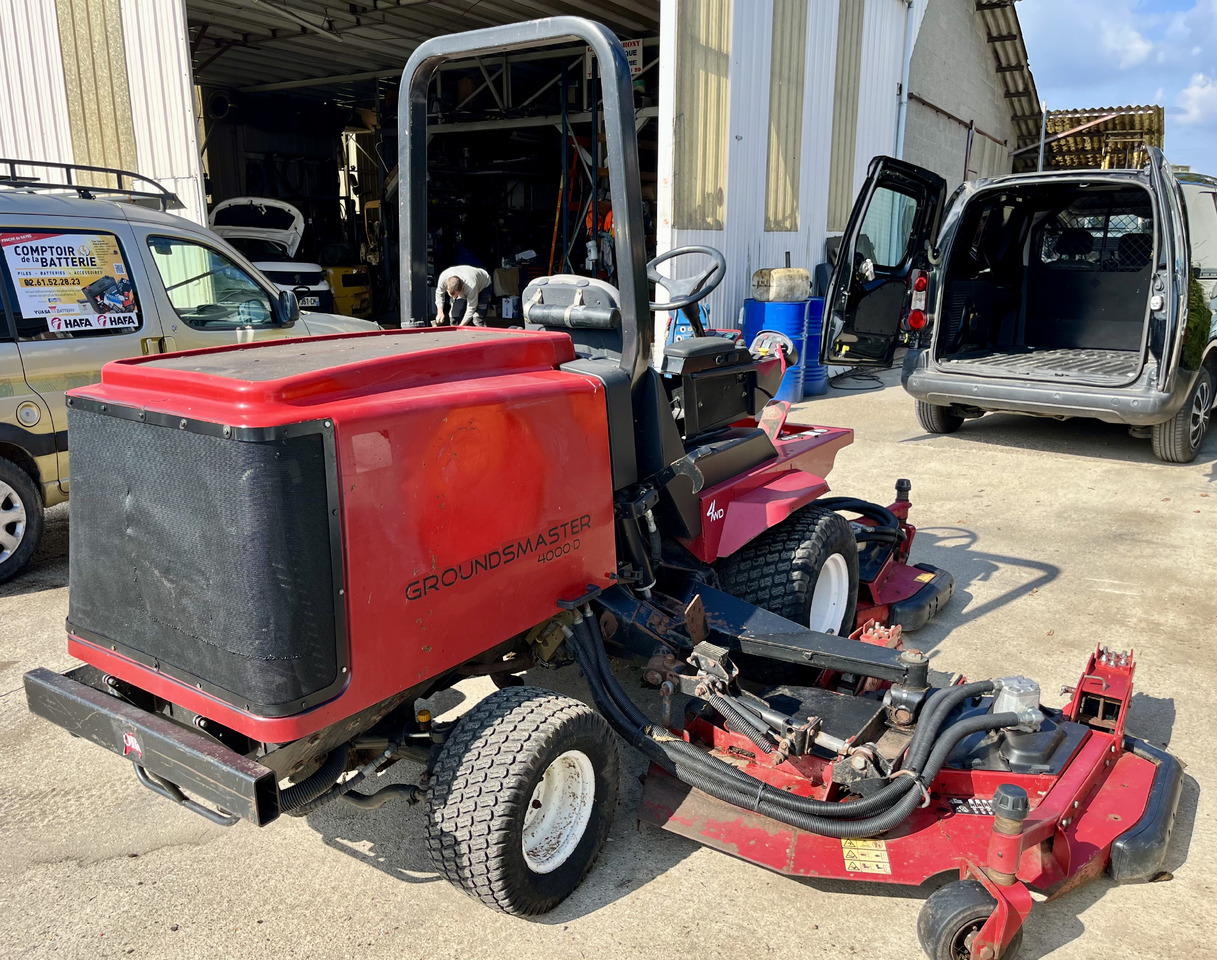 Motofaucheuse TORO 4000d 4000 d groundsmaster: photos 9 Motofaucheuse TORO 4000d 4000 d groundsmaster: photos 9
